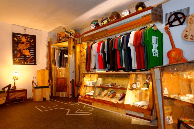 Magasin Ateliers Bar et Concerts